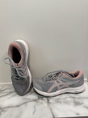 ASICS Women's GEL-Contend 8 athletic shoes  pink and grey size 9